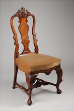 Walnut Queen Anne chair, chair furniture furniture interior design walnut beech wood velor burr walnut wood, Carving on the hood