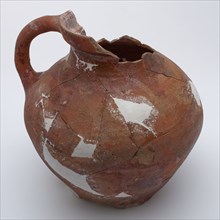 Pottery water jug on four stand fins, sparing glaze on shoulder, red shard, water jug be tableware holder soil find ceramic