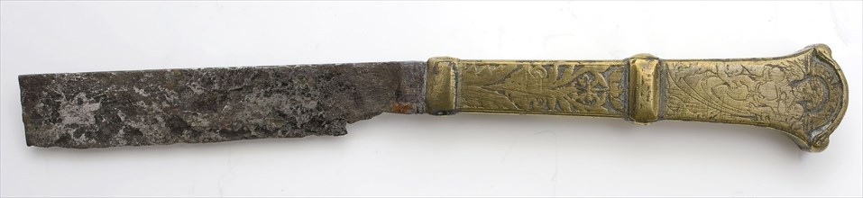 Knife with Caritas, Fortitudo and name Gheertgen Cornelisdochter, knife cutlery soil find iron copper brass metal, forged cast