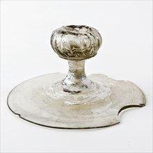 Fragment of foot and stem of goblet, drinking glass drinking utensils tableware holder soil find glass, free blown and shaped