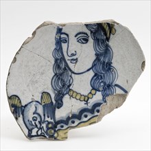 Bottom fragment of majolica dish with polychrome decor, lady with yellow necklace, dish crockery holder fragment soil found