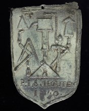 P.I. Schouten, Roof bonnet, shield-shaped cover plate with P.I. Schouten and various leader tools, bollard lead mark lead metal