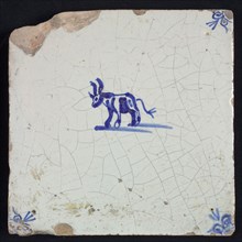 Animal tile with cow or beef, small and blue decor on white ground, corner filler ox head, wall tile tile sculpture ceramics