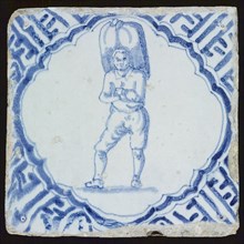 Figure tile with bag carrier, corner motif Wanli, wall tile tile sculpture ceramic earthenware glaze, baked 2x glazed painted