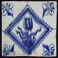 DD, Flower tile, tulip in serrated square, blue decor on white ground, corner filling lily, marked, wall tile tile sculpture