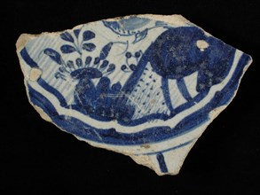 Soul fragment majolica plate, Wanli decor, Chinese garden, signed, plate crockery holder soil find ceramic earthenware glaze tin