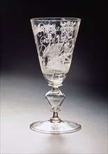 Willem Mooleyser (?), Wineglass with diamond engraving containing, among others, coat of arms Oranje and 't Welvaren van de