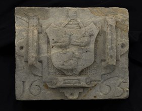 Stone with arms three crowned birds in cartouche and 1665, gable sculpture sculpture material component sandstone stone