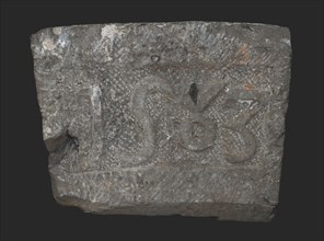 Foundation stone with year 1563, Keizerinnesuis Hoogstraat, foundation stone building component found bottom shale stone
