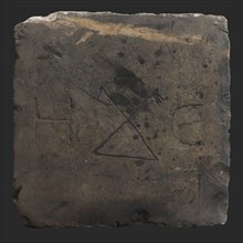 Tombstone with initials HC and two crossed flags, tombstone slate stone h 28.0, or E death mourning informing remembrance