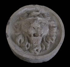 Round facing brick with lion's head, facing brick sculpture sculpture building component stone, sculpted Round facing brick