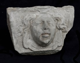 Console, female head with broad lobed collar, console building element sandstone stone, sculpted Console female head