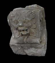 Console with lion head, sides decorated in abstract, console construction element sandstone stone, sculpted Console lion head