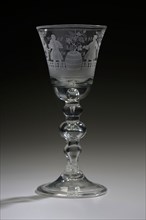 Chalice, engraved with representation and Het Wel Varen van de Wijn Kooperij, wine glass drinking glass drinking utensils