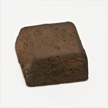 Square conical coin weight, coin weight weight soil find brass bronze metal, gram casted Slightly tapered block archeology
