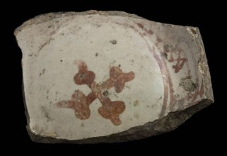 Four fragments of Spanish majolica, shard soil find ceramic earthenware glaze tin glaze luster goldluster largest, hand turned