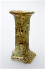 Fragment of part of shoulder, neck and lip of bottle, bottle holder bottomfound glass, cm - 2.1 cm) with widened lip