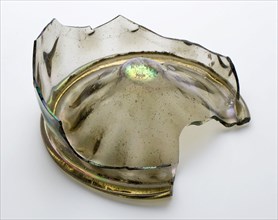 Fragment of bottom and part wall of braid cup, drinking cup drinking utensil holder soil find glass, hand-blown into the mold