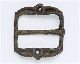 Belt accessories in the form of buckle with bent middle post, including hanging loop, buckle fastener component ground find