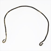 Keyring or handle, round bent thick metal wire, ends bent into loops, ring artifact foundations copper metal, curved bent Round