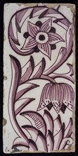 Rectangular edge tile in purple with pendulum decor of speckled tulip, flower with ten triangular petals, leaves, type tulip