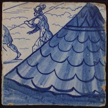 Tile with two soldiers behind tent in blue, tile pilaster footage fragment ceramic earthenware glaze, d 1.4