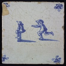 Scene tile, double child's play, leapfrog about playing, corner motif spider, wall tile tile sculpture ceramic earthenware glaze