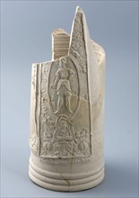 Fragment stoneware shrill, embossed with warrior and king with harp, schnelle drinking cup drinking utensils holder soil find