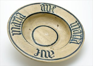 Majolica plate with twice on the wide edge in Gothic letters Ave Maria, plate crockery holder soil find ceramic earthenware