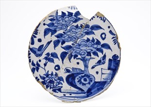 Fragment faience dish with flower vase and birds in Chinese style, dish plate crockery holder soil find ceramic earthenware
