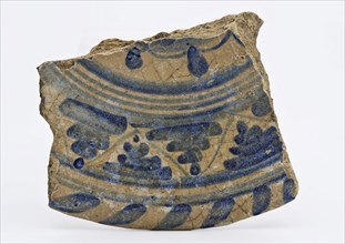 Fragments of majolica dishes, different decors, dish plate bowl crockery holder holder soil find ceramics pottery glaze tin