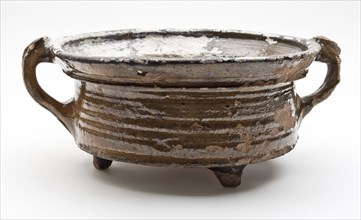 Pottery cooking pot with straight side walls and two band ears, on three legs, cooking pot tableware holder utensils earthenware