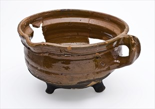 Earthenware cooking pot with one band ear, shank, on three legs, cooking pot tableware holder utensils earthenware ceramics