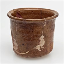 Pottery ointment jar, red shard, slightly tapered model, ointment jar pot holder soil find ceramic earthenware glaze lead glaze