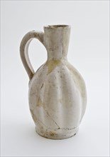 Faiënce jug, yellow shard, entirely white, belly with lobes, standing ear, jug crockery holder soil find ceramic earthenware