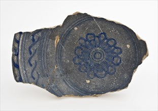 Fragment majolica dish with monochrome decor, blue rosette, wave lines and circles, dish plate crockery holder soil find ceramic