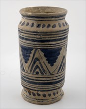 Large ointment jar, majolica albarello with monochrome, geometric decor, albarello holder soil finds ceramics earthenware glaze