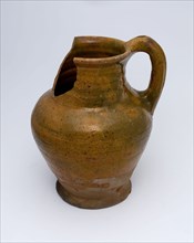 Pottery pouring jug, glazed on stand, with standing ear, water jug crockery holder soil find ceramic earthenware glaze lead