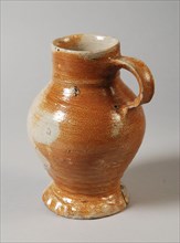 Stoneware beer jug on pinched foot, brown gray glaze, pot jug pitcher holder earthenware stoneware ceramic stoneware icing salt