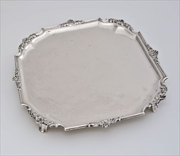 Silversmith: Michiel de Bruck, Silver tray, tray top holder silver, cast Square leaf with brace-shaped bevelled corners on four