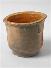 Red pot ointment pot, cylindrical, narrowed foot, ointment jar pot holder soil find ceramic earthenware glaze lead glaze, hand