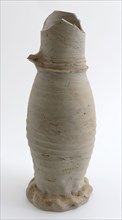 Jug or jacobakan, jug with pinched foot, slender stoneware jug with twisted feathers, Jug or jacobakan jug crockery holder soil