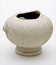 White stoneware jug on profiled feet, with notched decor, belly model, jug crockery holder soil find ceramic stoneware glaze