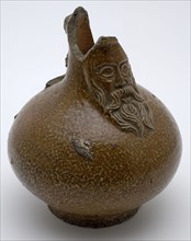 Brown Bartmann jug jug small and stocky model, Bartmann juggejug tableware holder soil find ceramic stoneware clay engobe glaze