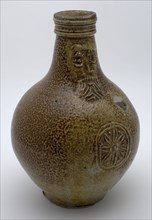 Brown speckled beard man, with beard mask medallion with star motif, Bartmann jug jug tableware holder founding stone ceramics