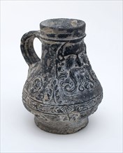 Bartmann jug, also called Bellarmine jug, with frieze over the belly, acanthus leaf and portrait medallions, beard pottery
