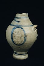 Gray-blue stoneware jug with ribs around the neck, belly with medallions with Amsterdam city arms, jug crockery holder soil find