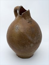 Bartmann jug, also called Bellarmine jug, with Amsterdam weapon in medallion on belly, Bartmann juggejug tableware holder