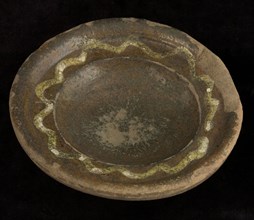 Earthenware salt bowl on stand ring with yellow silt decoration, salt bowl salt barrel tableware holder soil find ceramic