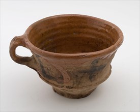 Earthenware bowl, red shard, internally glazed, bandoor, porcelain crockery holder soil find ceramic earthenware glaze lead